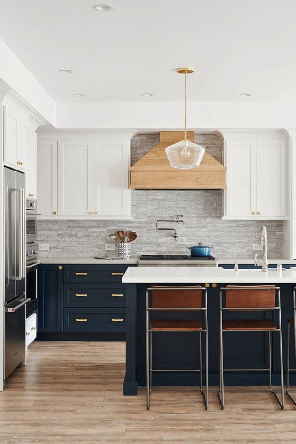 Two-toned Kitchens